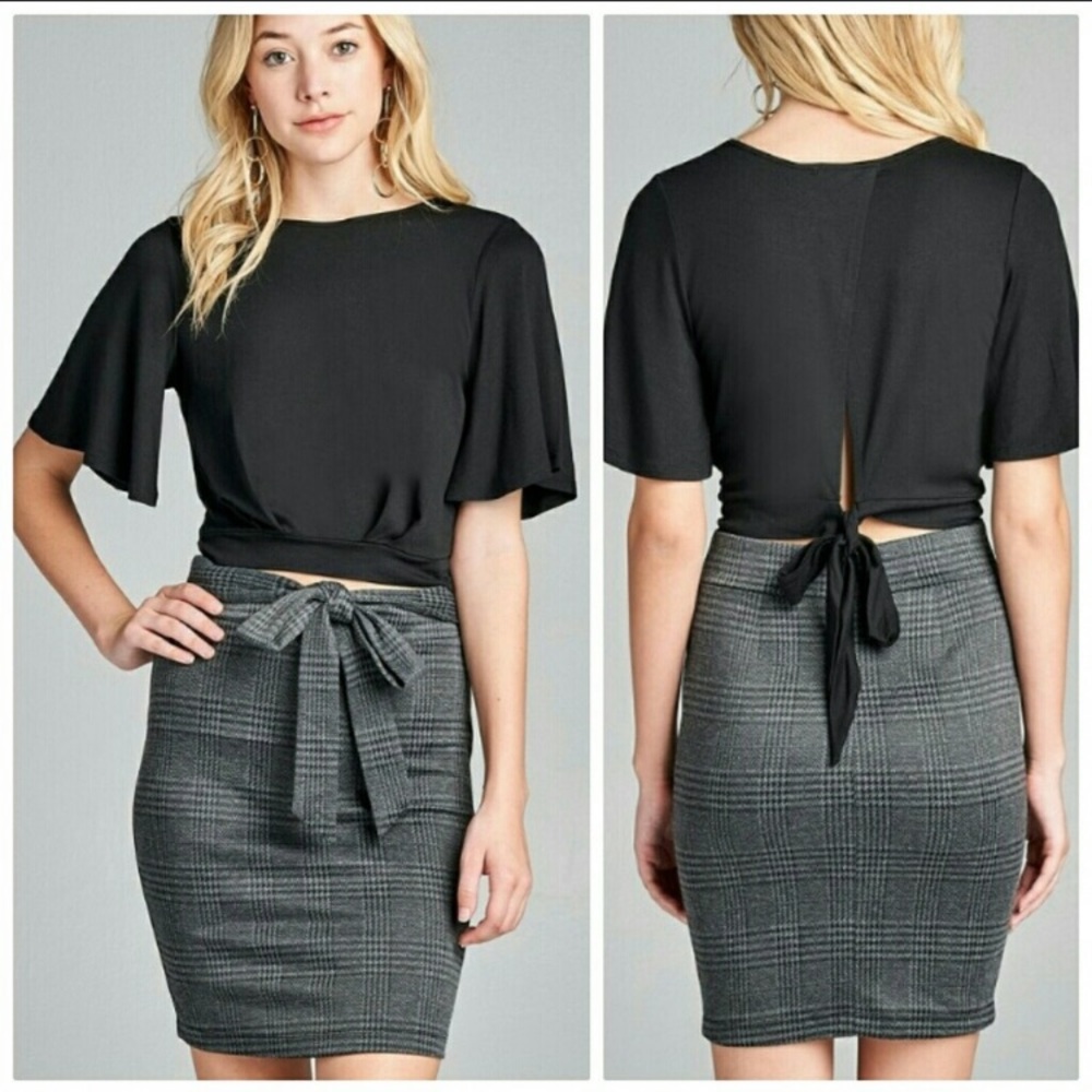 Black bell crop top